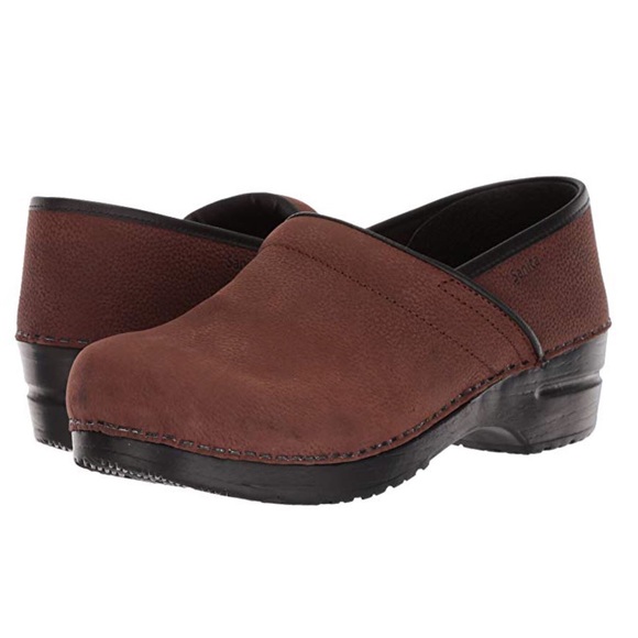 sanita wide professional clogs